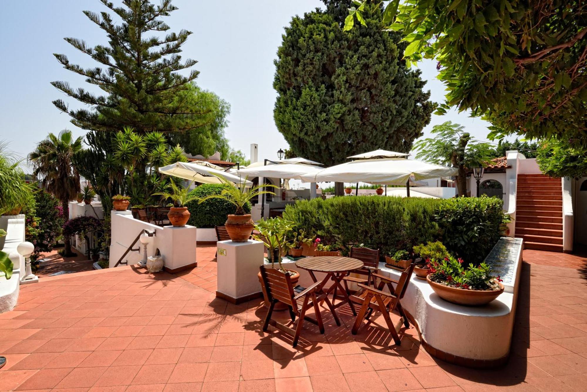 Pietra Pomice Hotel Липари Экстерьер фото