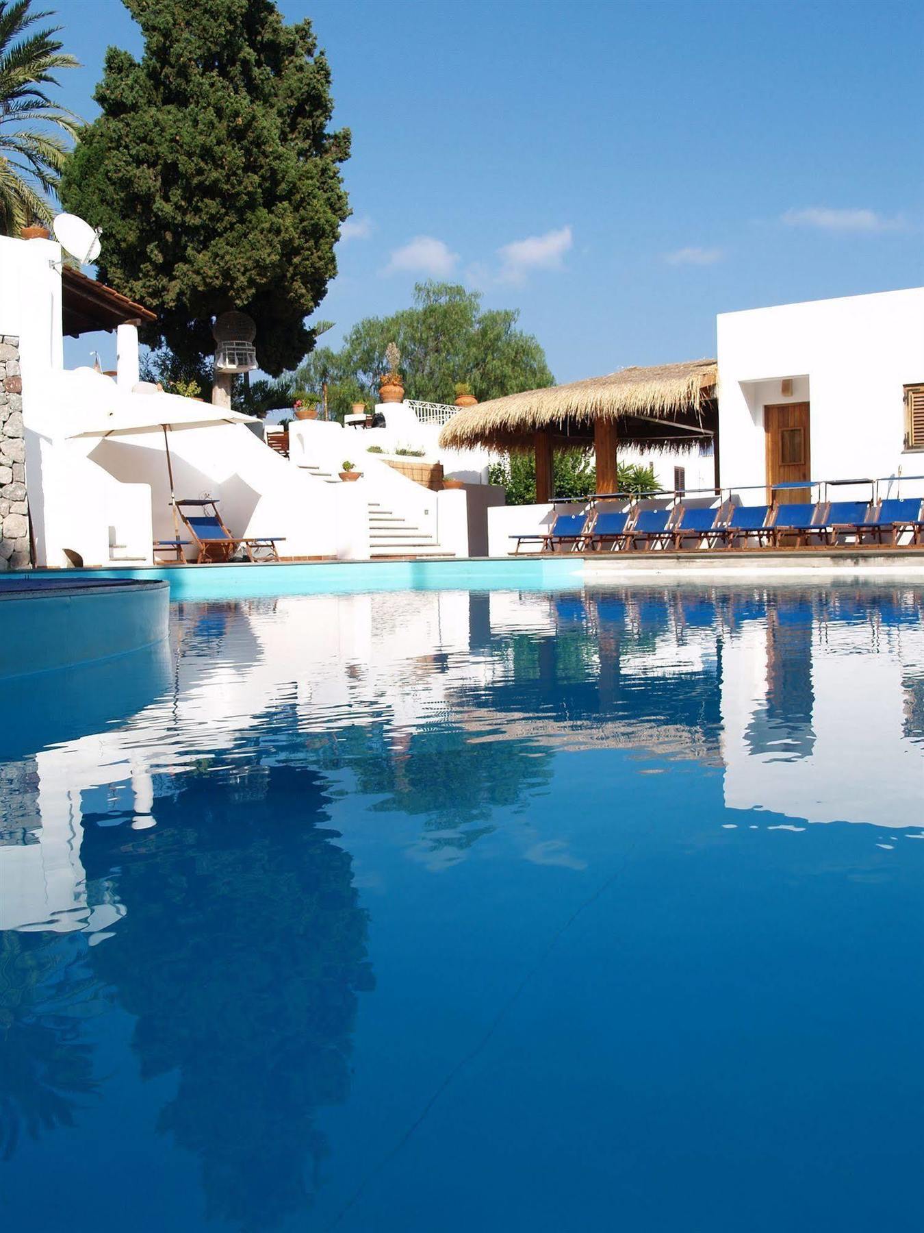 Pietra Pomice Hotel Липари Экстерьер фото