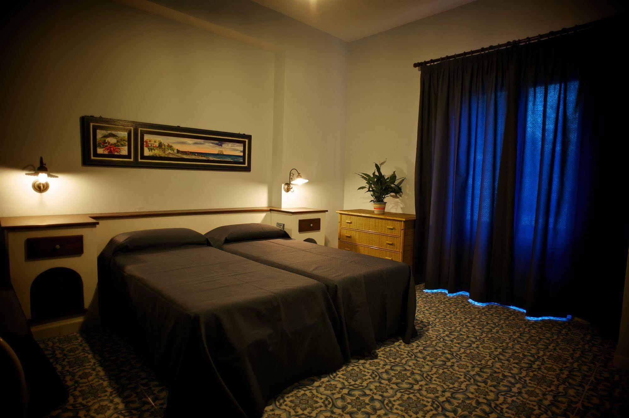 Pietra Pomice Hotel Липари Экстерьер фото